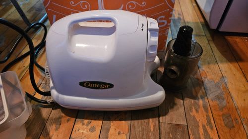 Extracteur de jus OMEGA - image 1