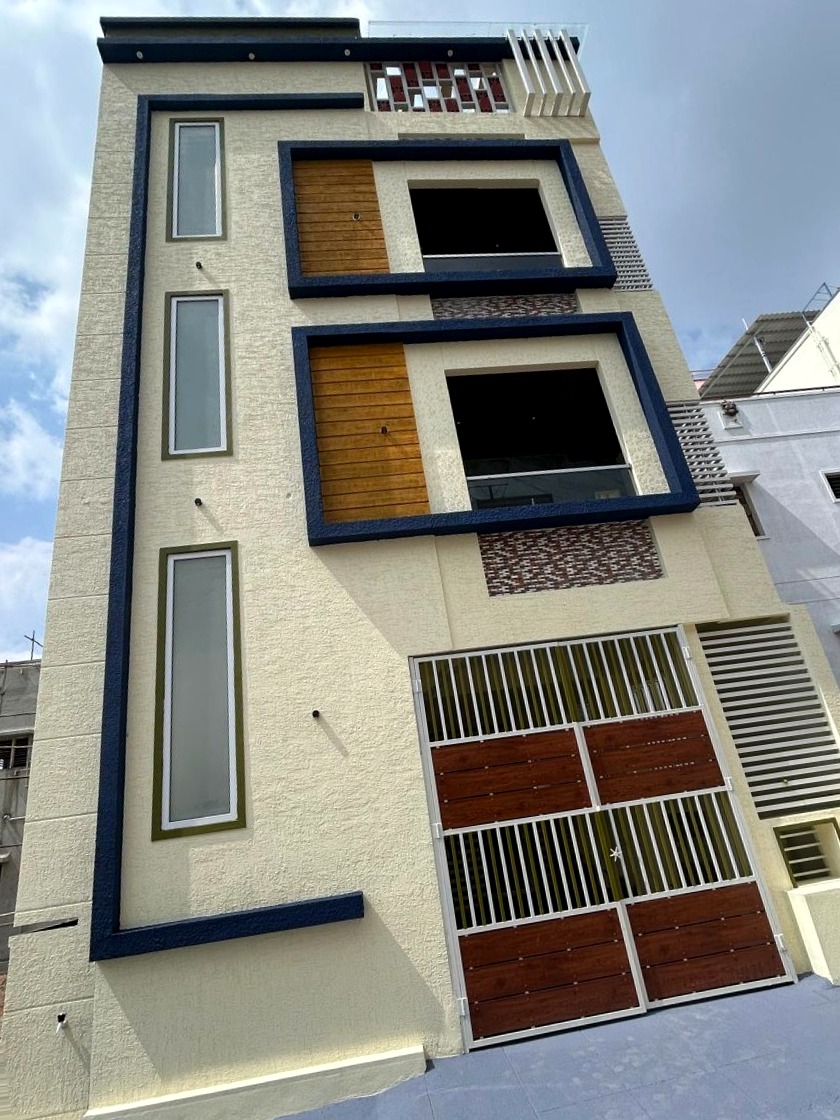 G+2 navy trim tower home Hoskote, narrow plot