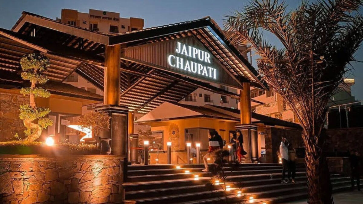 Mansarovar street food area in Jaipur, explored on Thela Khojo