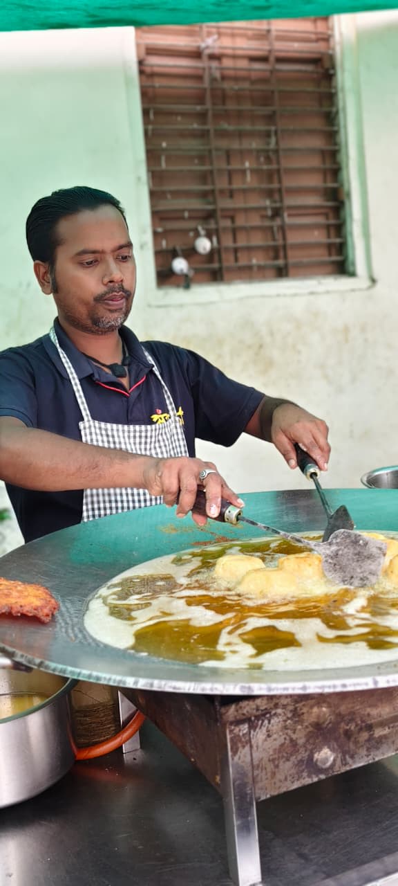 Sanskriti Chaat, spot famous for its Pav Bhaji in Raja Park, Jaipur - photo 2 - Thela Khojo