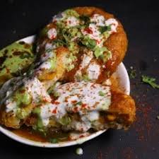 Durgadas Chaat Bhandar, spot famous for its Golgappa in Raja Park, Jaipur - photo 3 - Thela Khojo