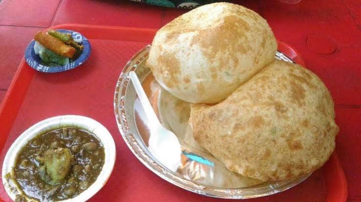 Shree Shyam Chole Bhature, spot famous for its Chole Bhature in Vaishali Nagar, Jaipur - photo 2 - Thela Khojo