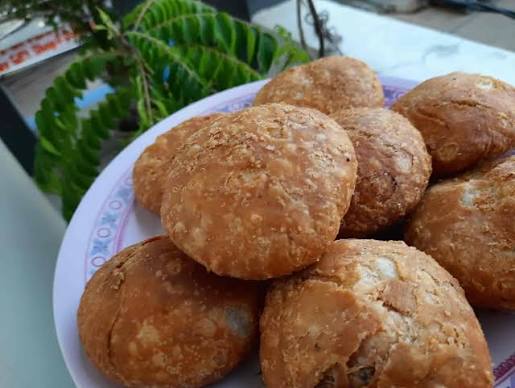 Sampat Kachori, spot famous for its Kachori in Chandpole, Jaipur - photo 4 - Thela Khojo