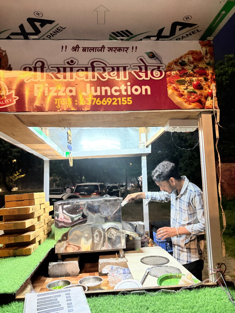 Shree Sawariya Seth Pizza Junction, spot famous for its Pizza in Malviya Nagar, Jaipur - photo 2 - Thela Khojo