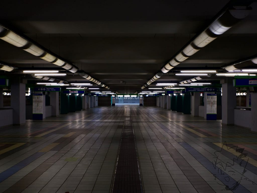 empty trainstation