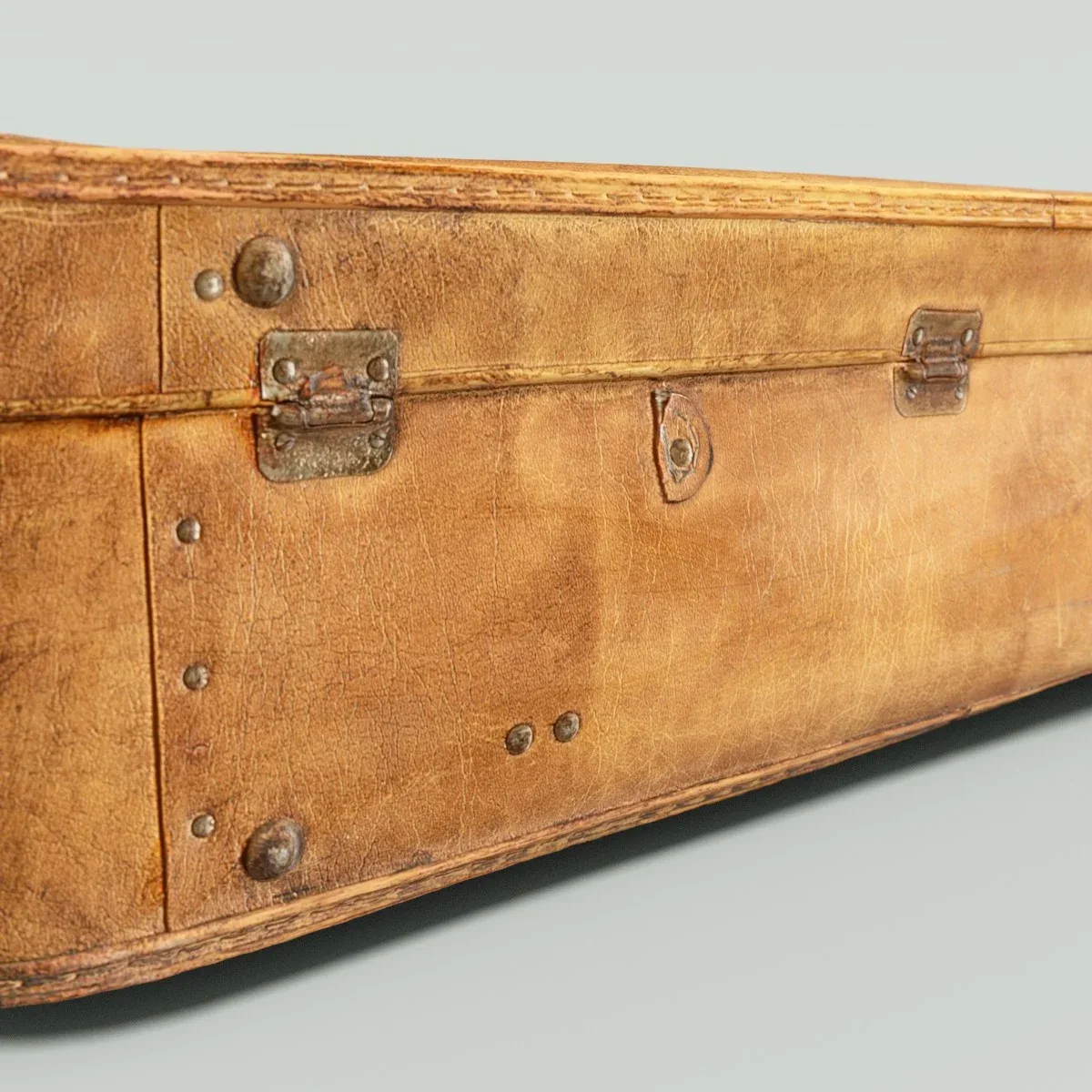 Realistic 3D Scanned Suitcase Luggage, Briefcase for Virtual Worlds, Art Projects and Simulations 9