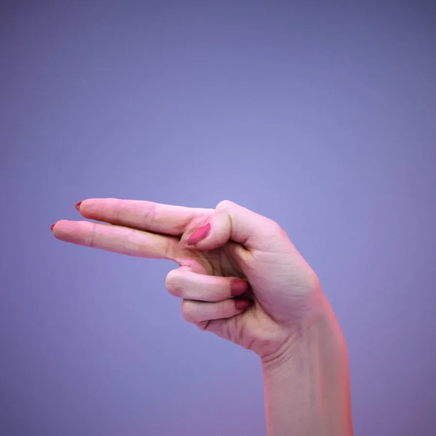 36 Highly Detailed 3D Scanned Women's Hands in American Sign Language