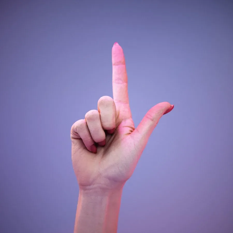 36 Highly Detailed 3D Scanned Women's Hands in American Sign Language