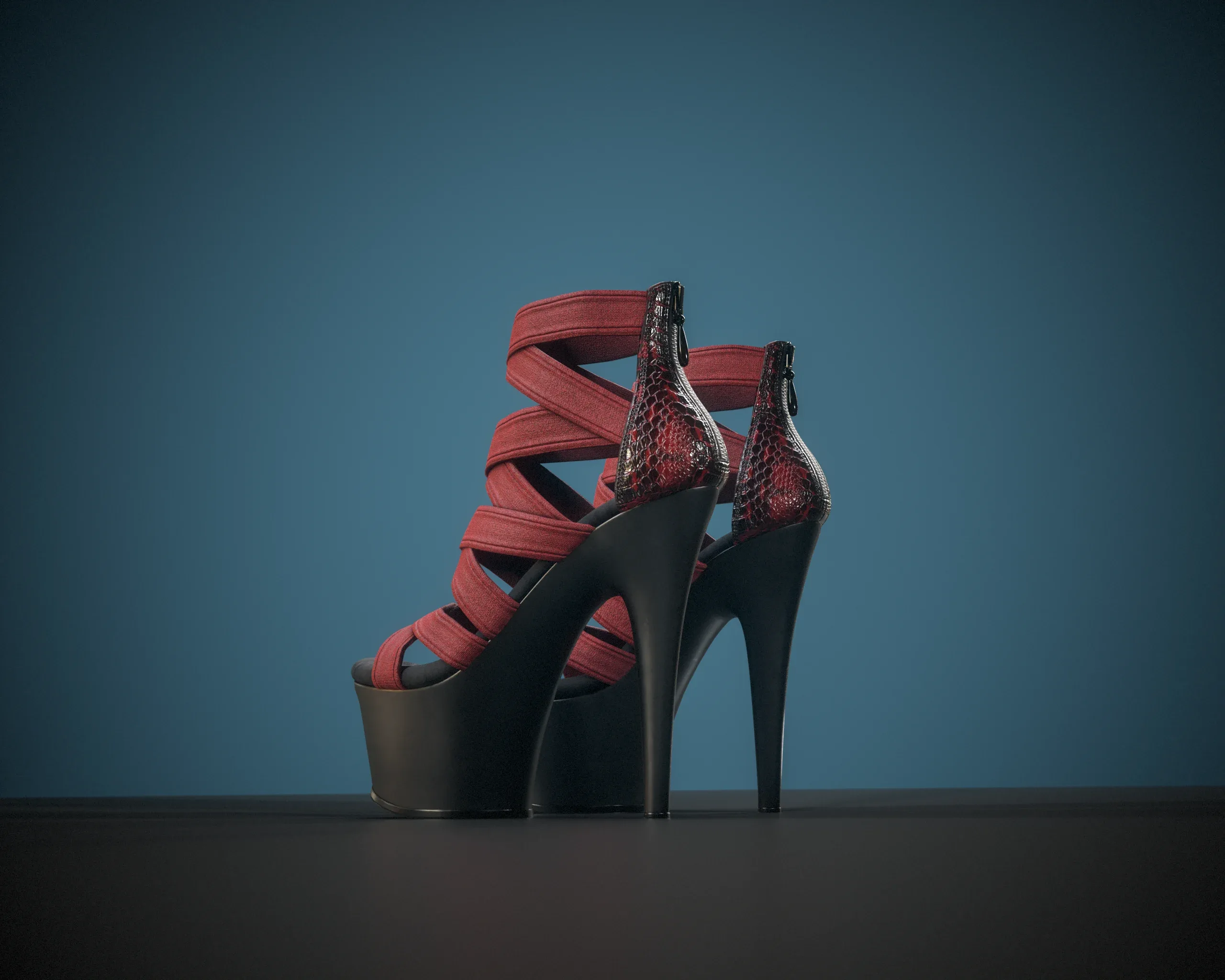 Banded Platform Stiletto Shoes 2