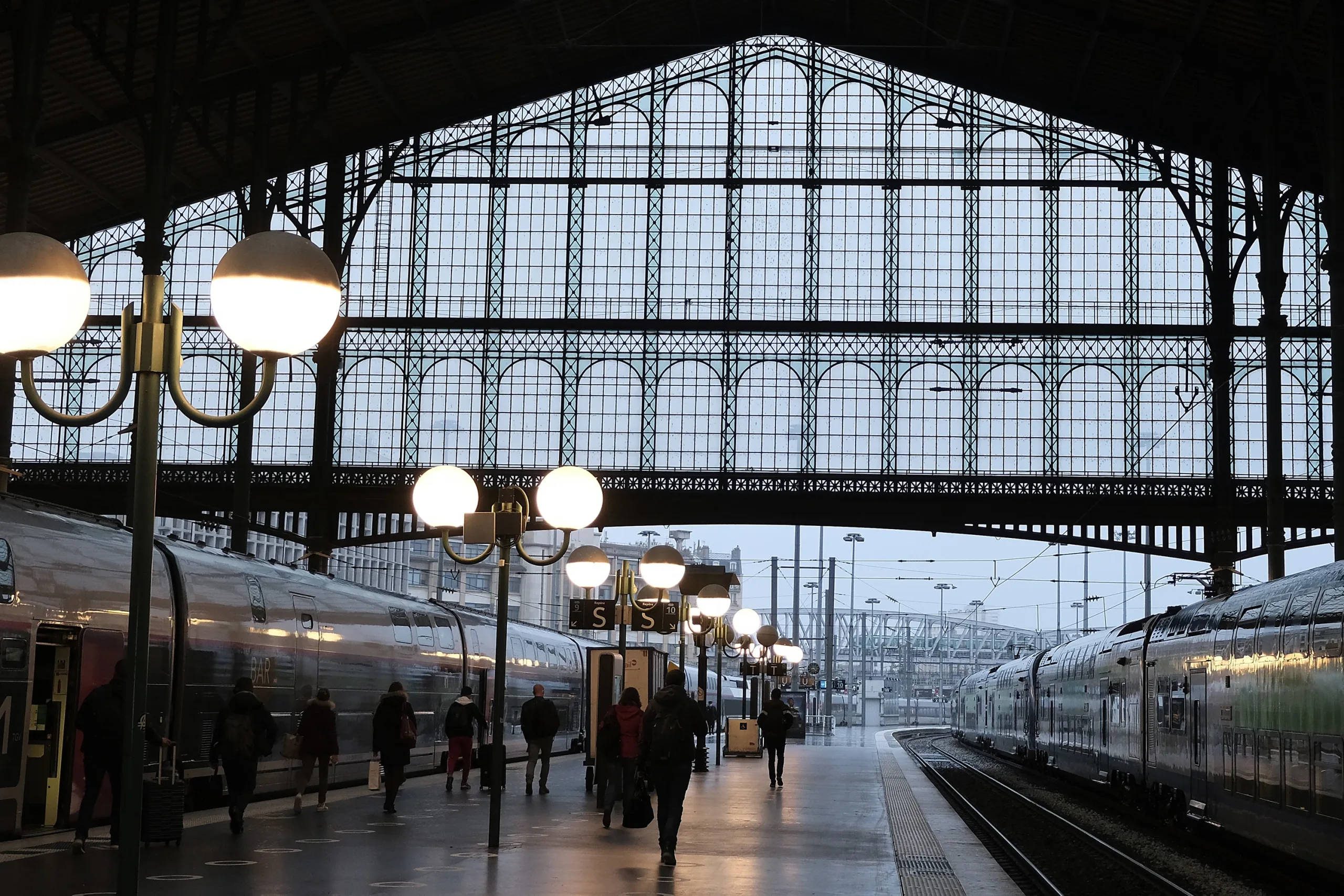 OLD PARIS Iron & Glass Architecture