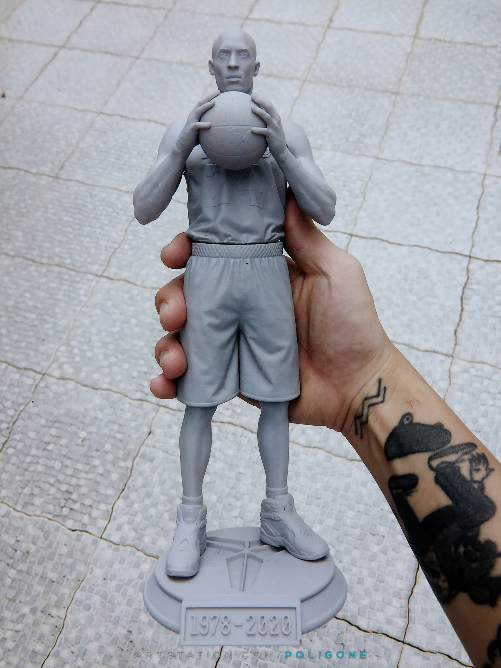 Kobe Bryant Statue - 3D Printable