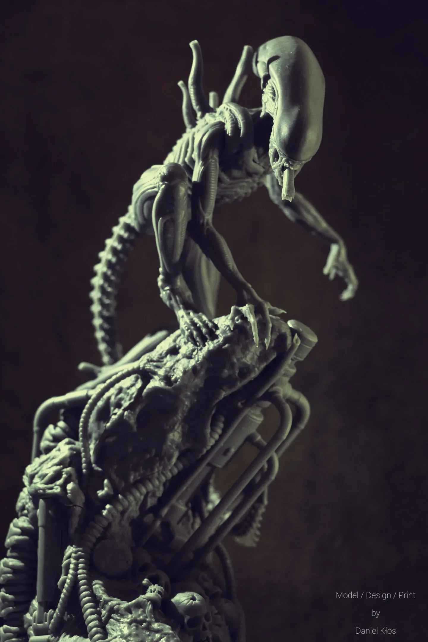 Alien Statue Fanart 3D Print Model