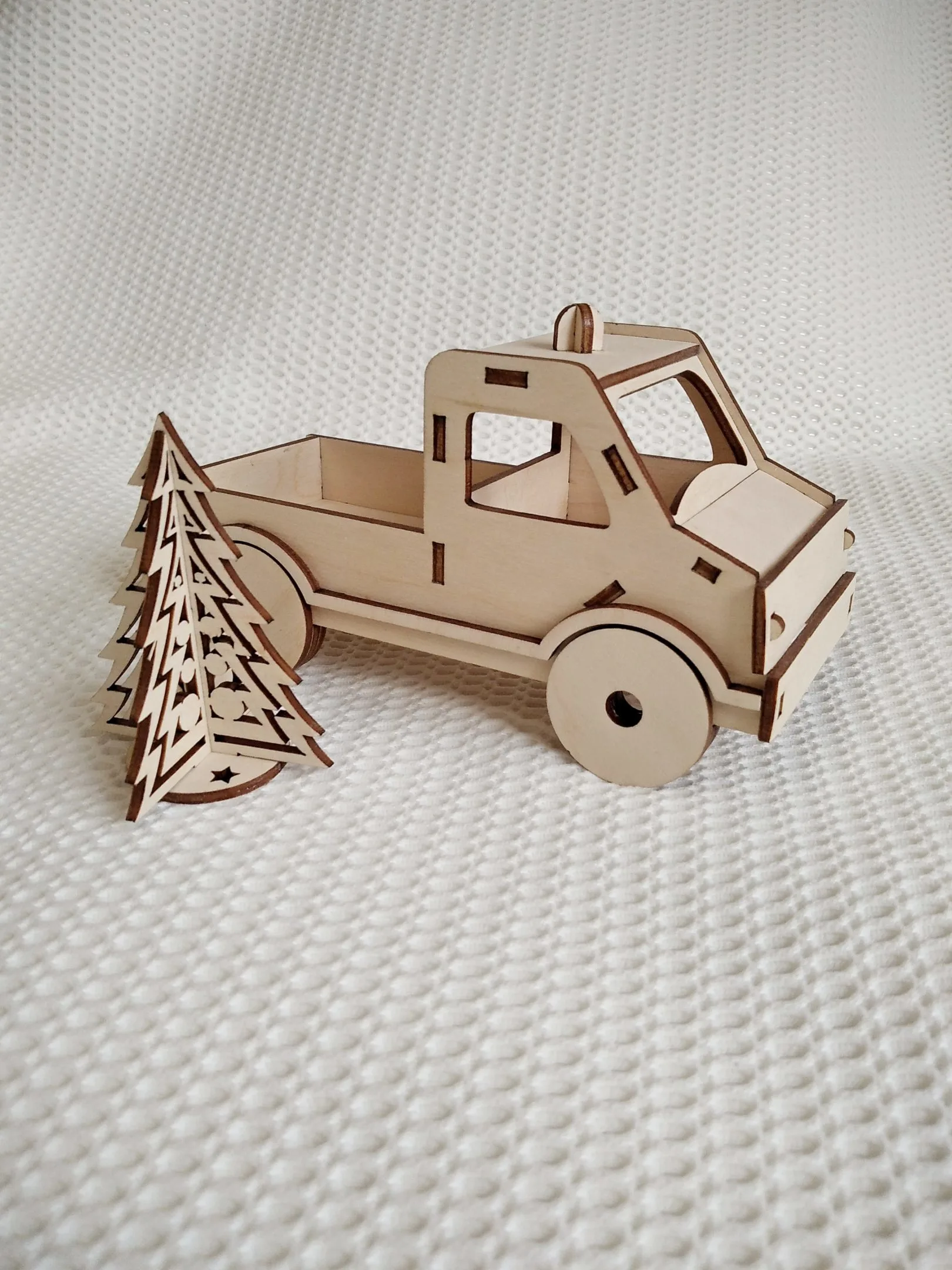 Christmas Truck svg dxf files, vector pattern laser cut. Laser template files Truck and Christmas tree. Vector template laser model.