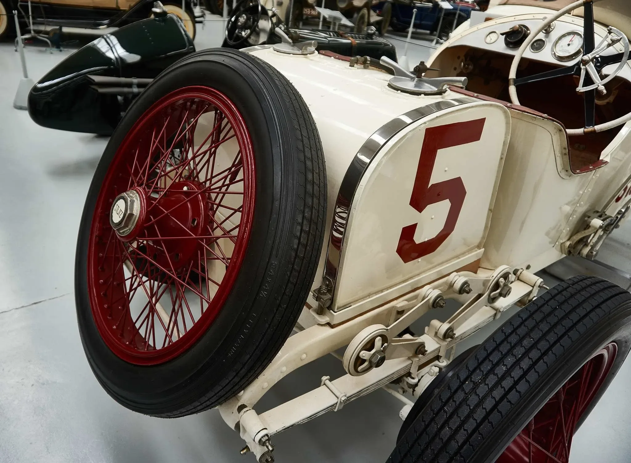 45 photos of 1915 Stutz Motor Racer