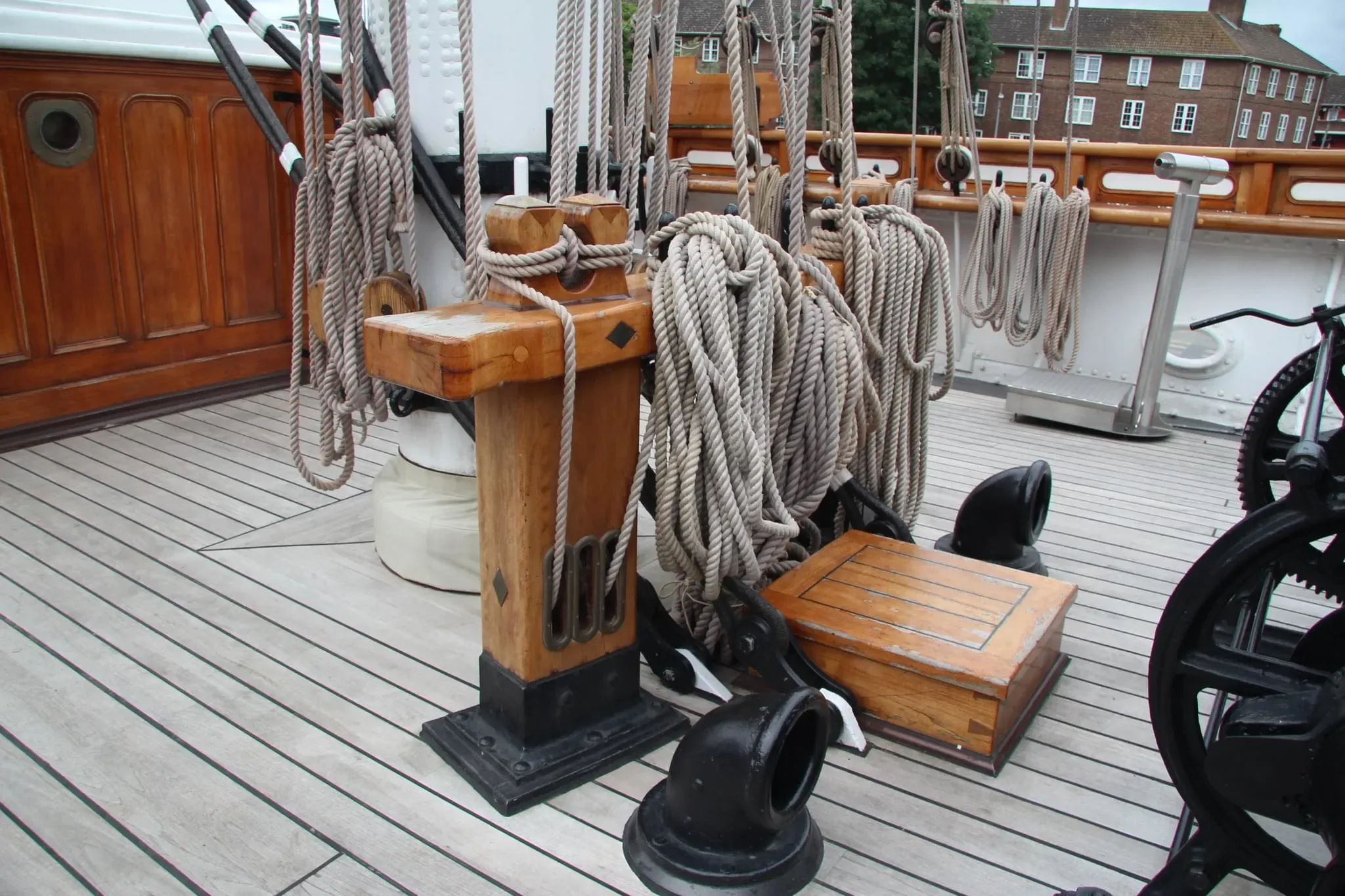 207 photos of Tea Clipper