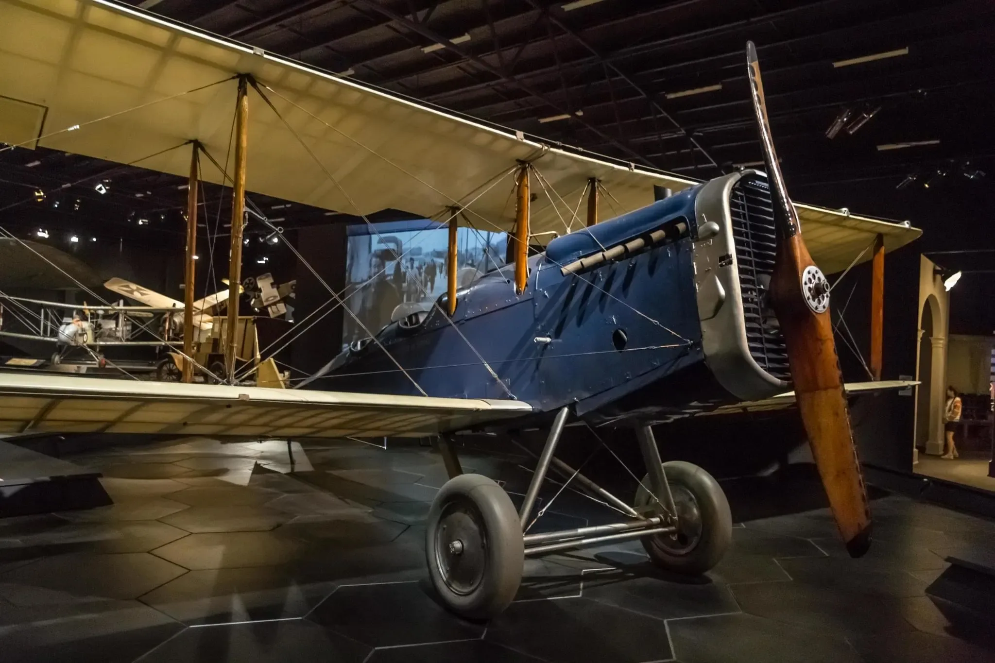 172 photos of WWI Aircraft