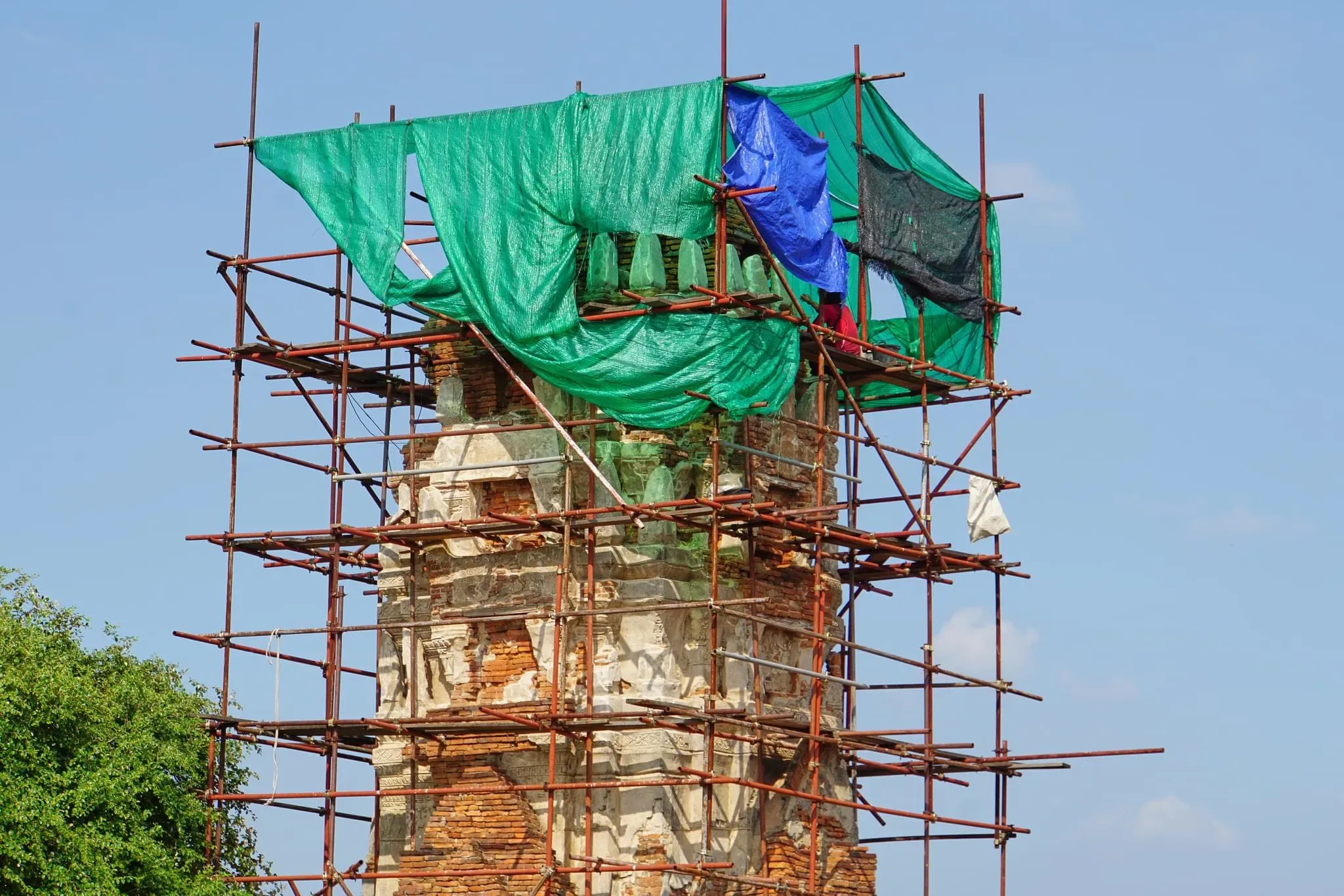 268 photos of Wat Maha That