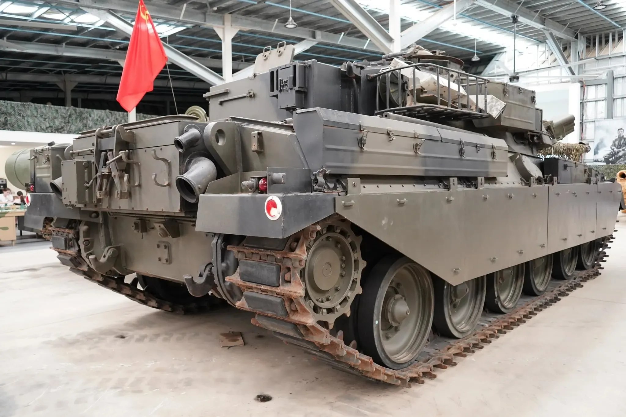 66 photos of British Chieftan Main Battle Tank