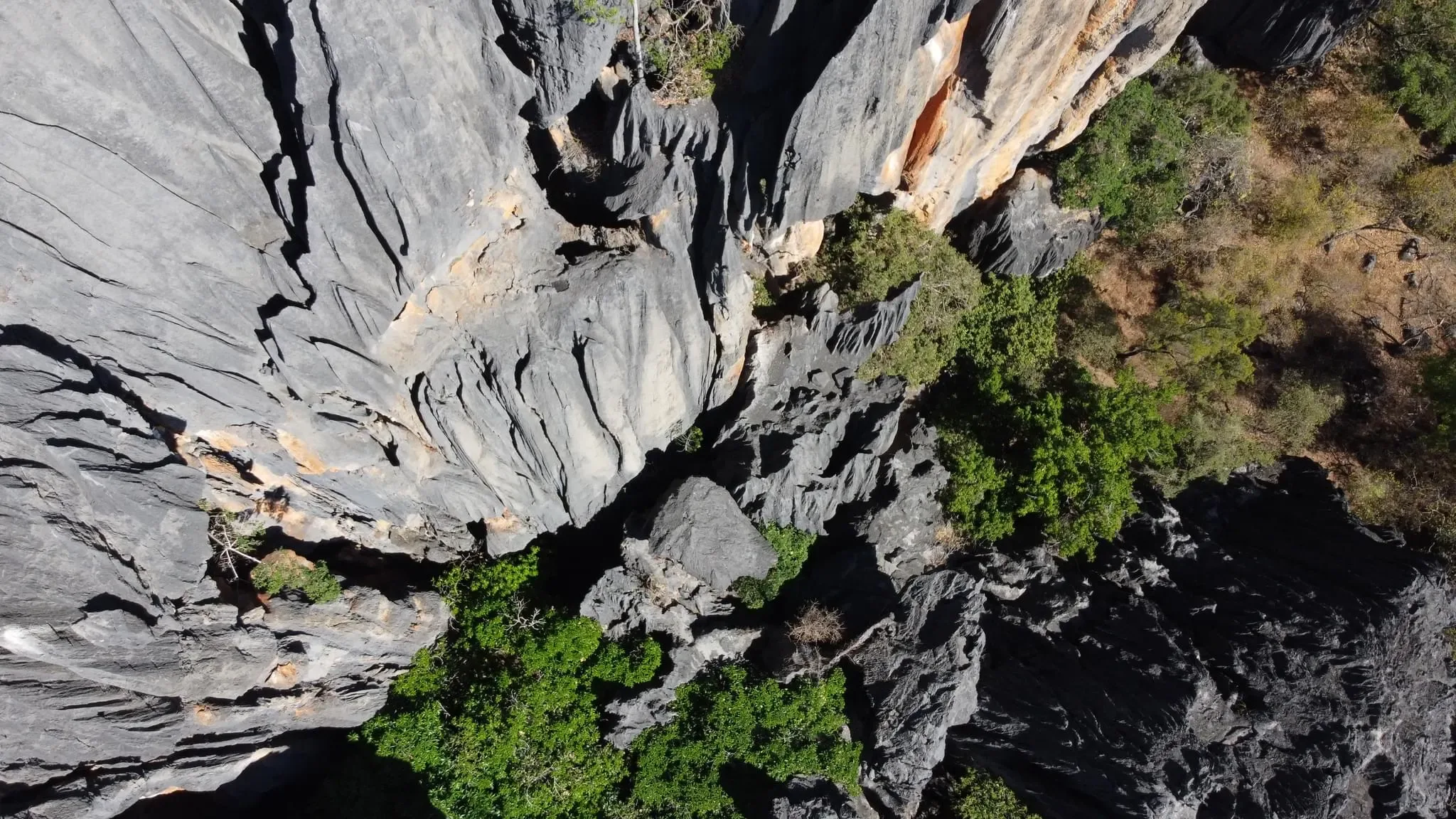 410 photos of Limestone Caverns and Passages