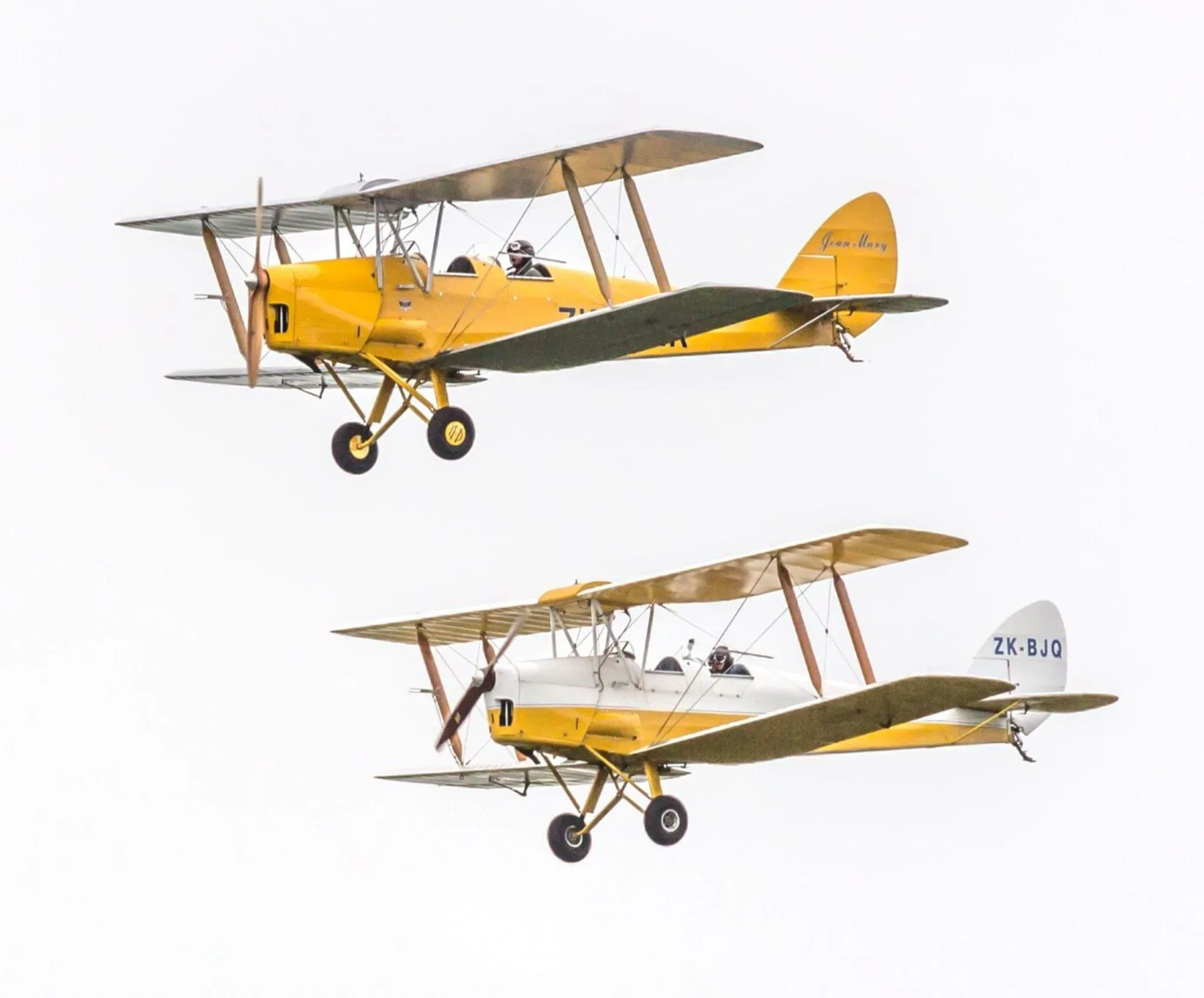 274 photos of 1930s Biplanes