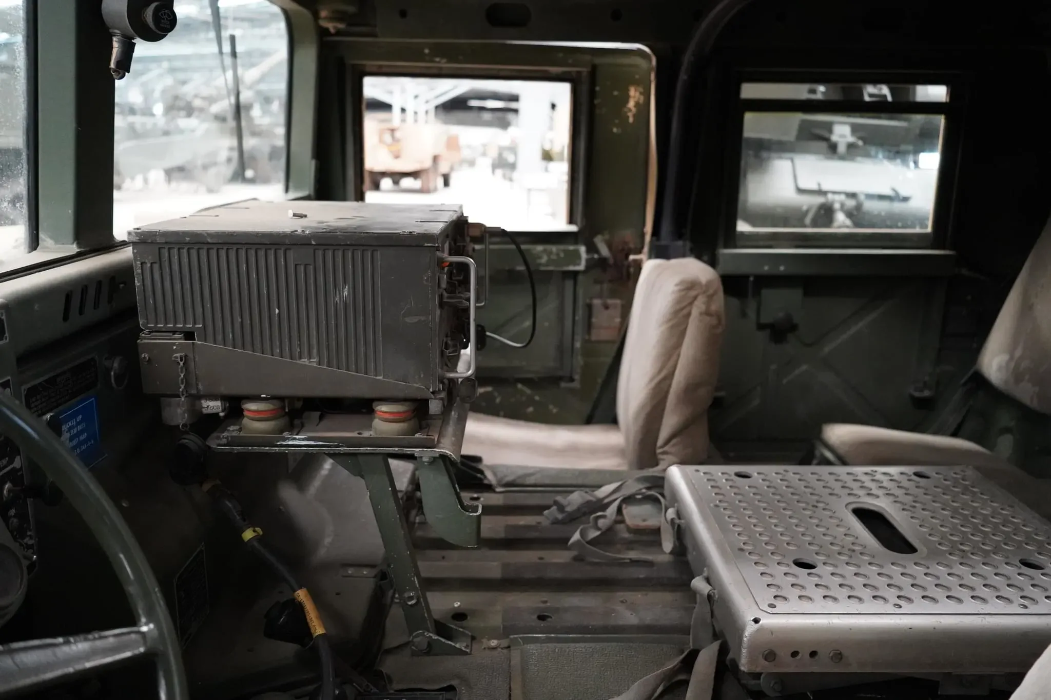 60 photos of Humwee US M1025 HMMWV