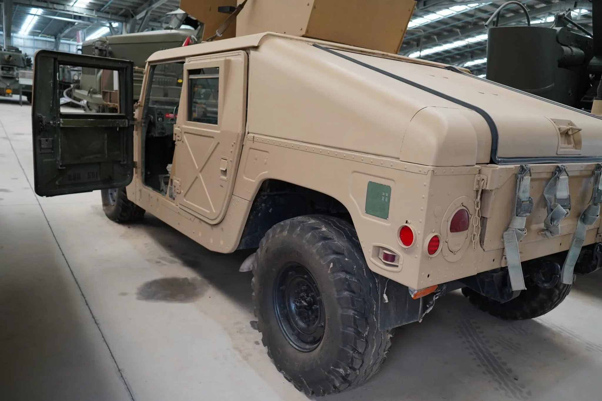 60 photos of Humwee US M1025 HMMWV