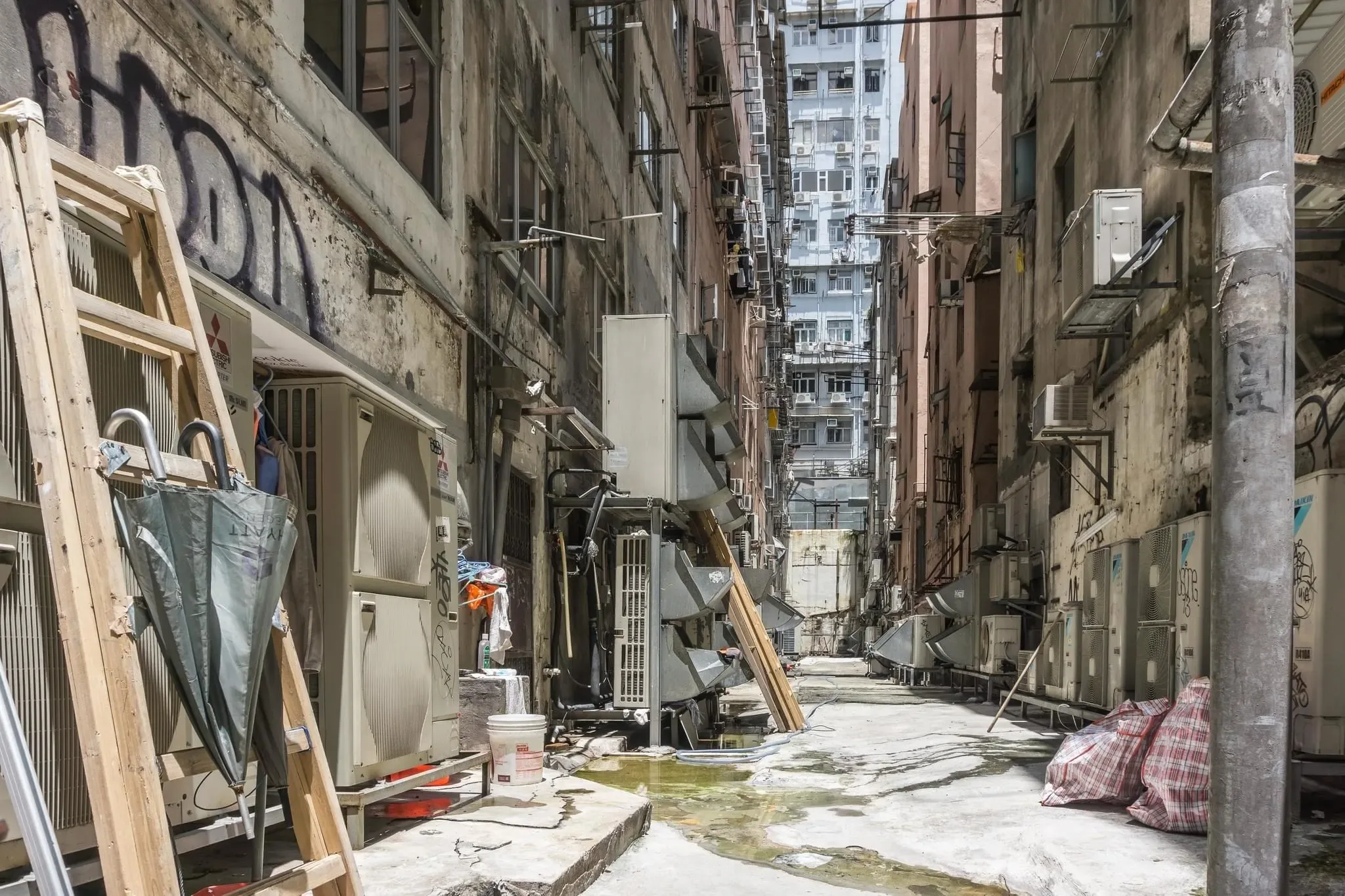 229 photos of Hong Kong Slums