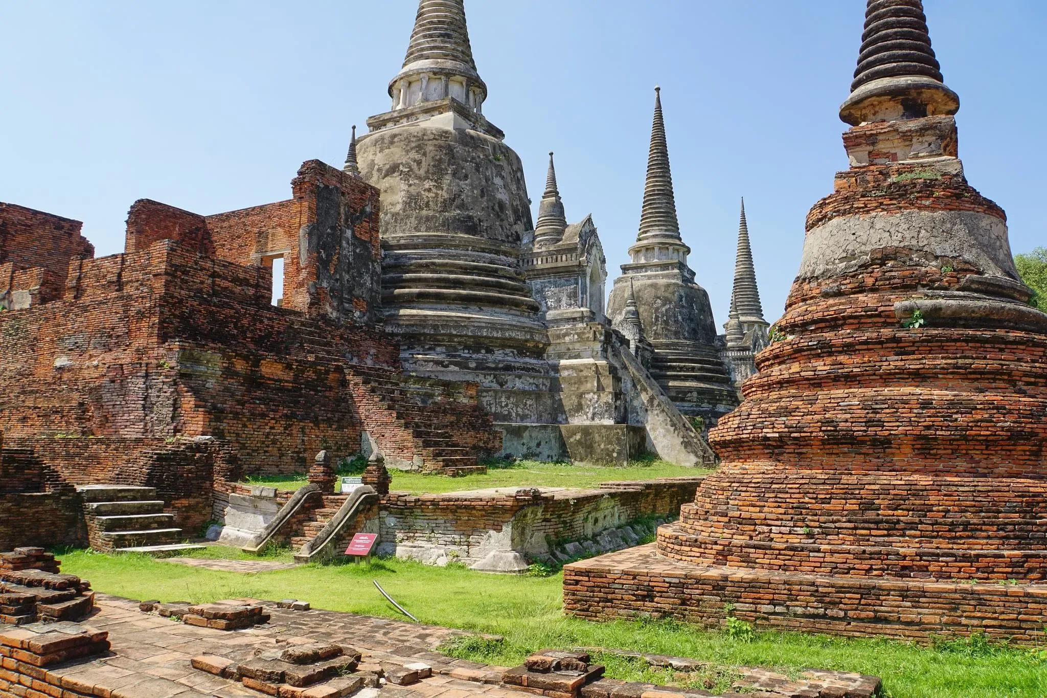 437 photos of Four Large Pagoda Temple