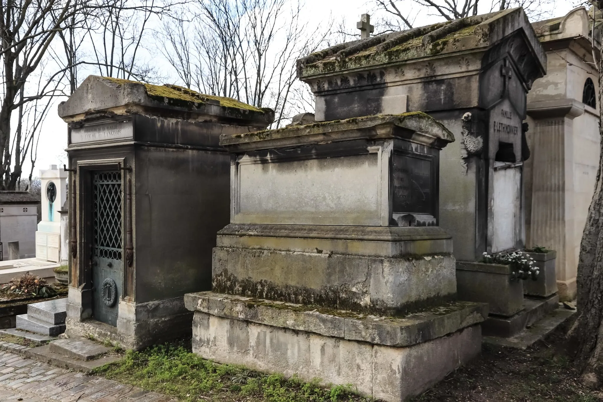647 photos of Antique Tombs, Mausoleums and Burial Grounds
