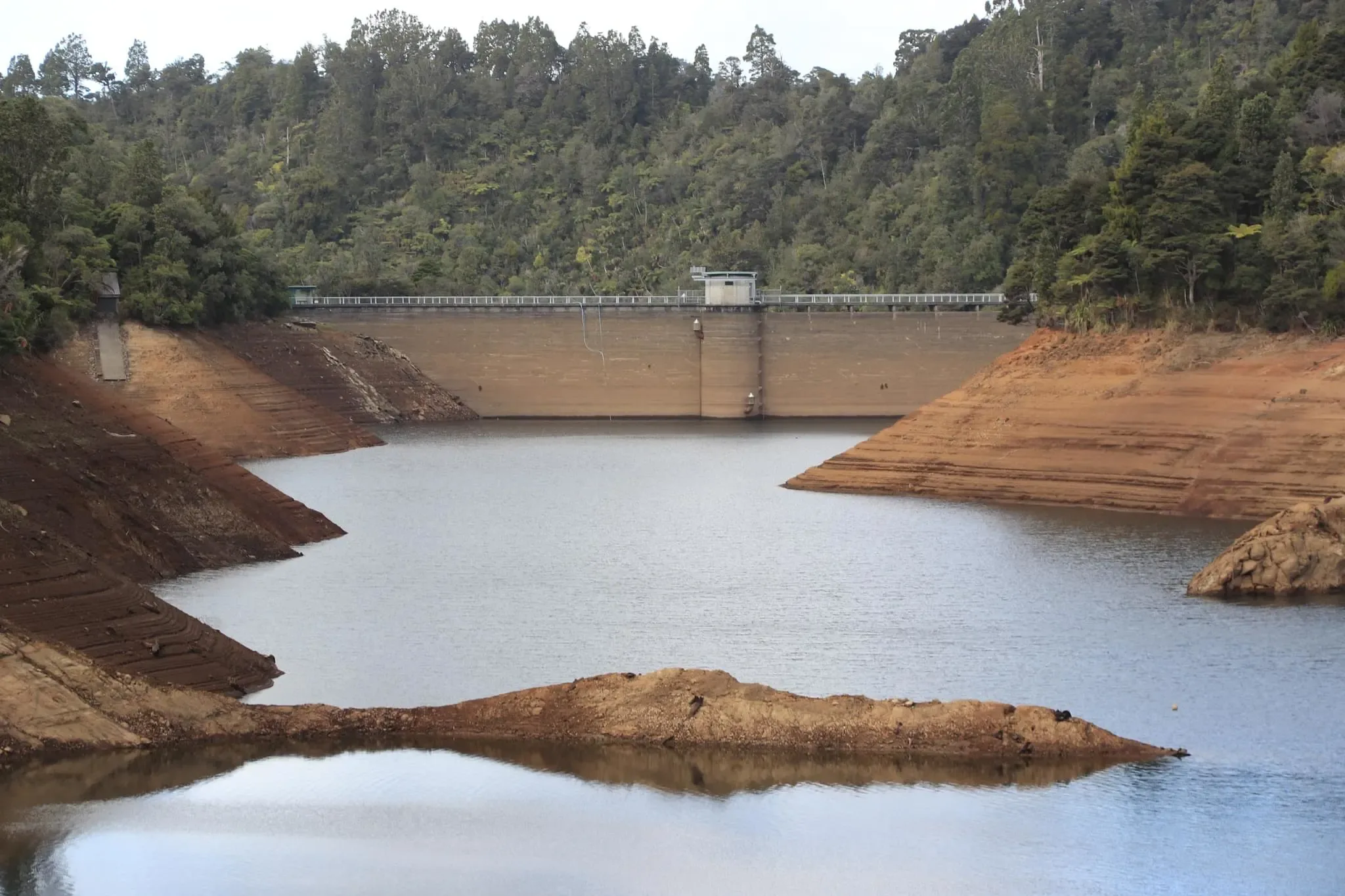 438 photos of Full and Dried Dam