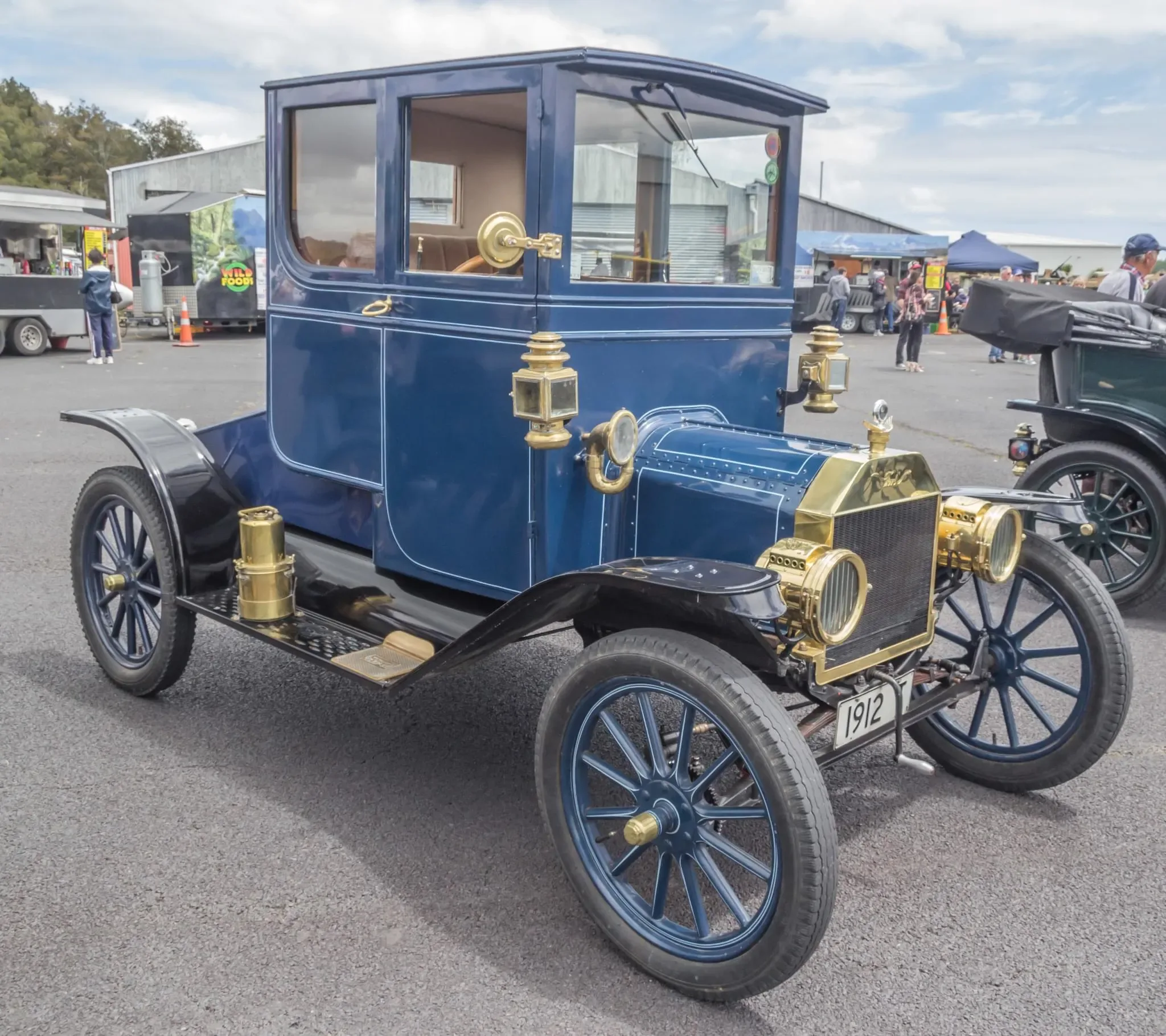 153 photos of Early XXth Century Vehicles