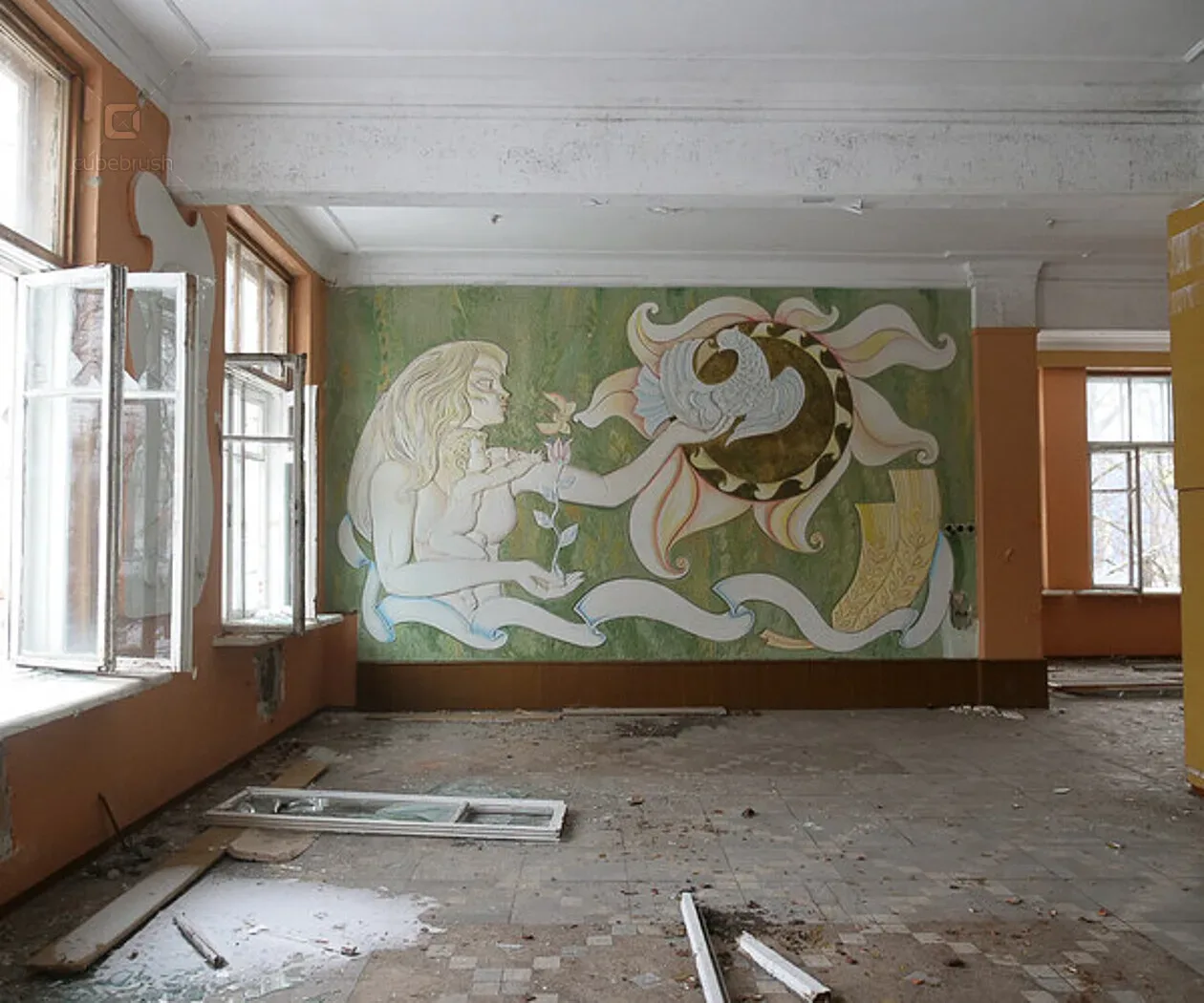 Abandoned buildings, walls and ceiling