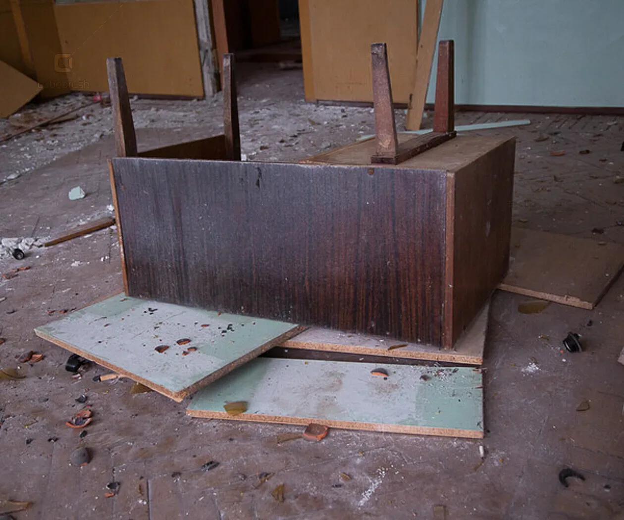 Abandoned buildings, walls and ceiling