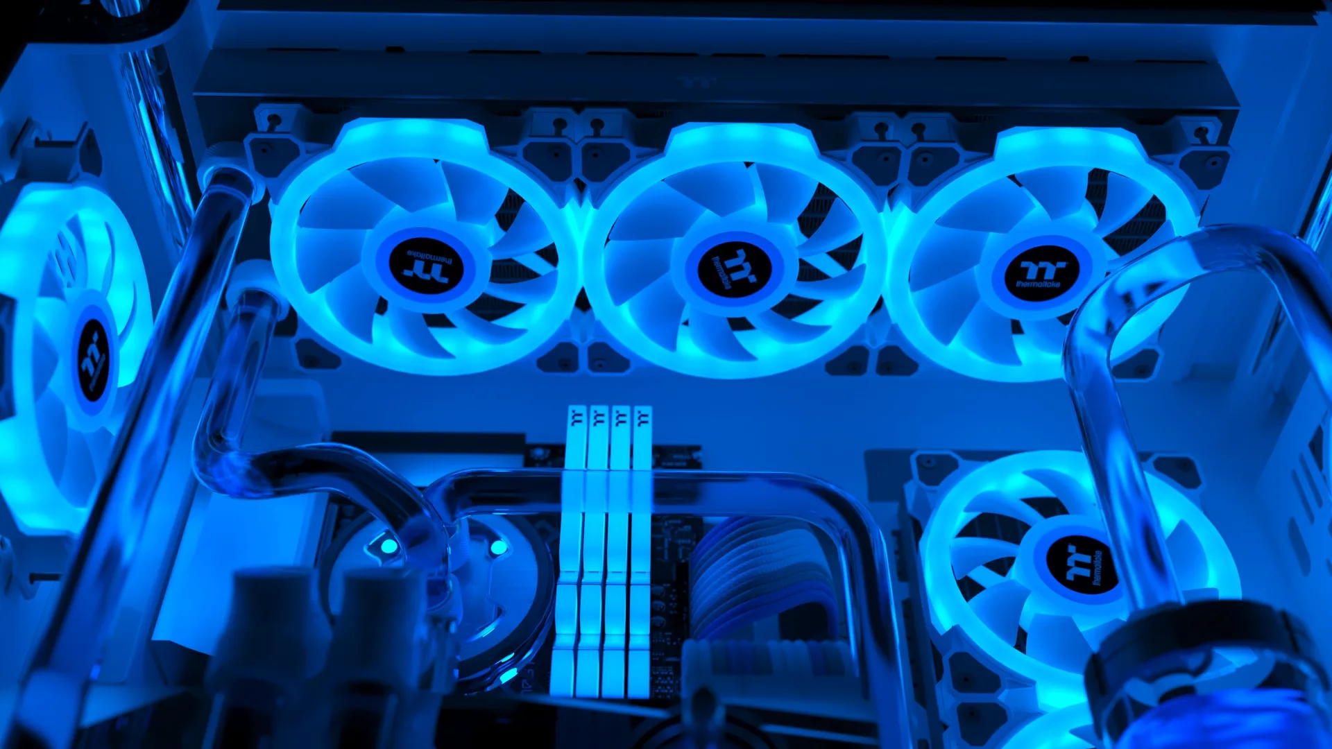 Thermaltake Core P6 Tempered