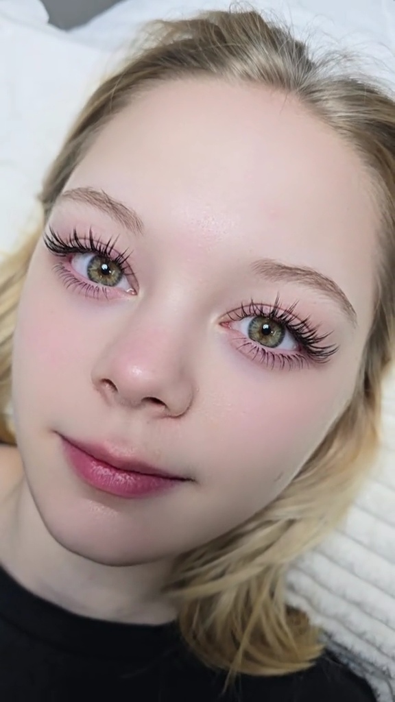 คำถามที่พบบ่อย — ต่อขนตา, ลิฟติ้ง & แว็กซ์ - Finish Lash ดอนเมือง