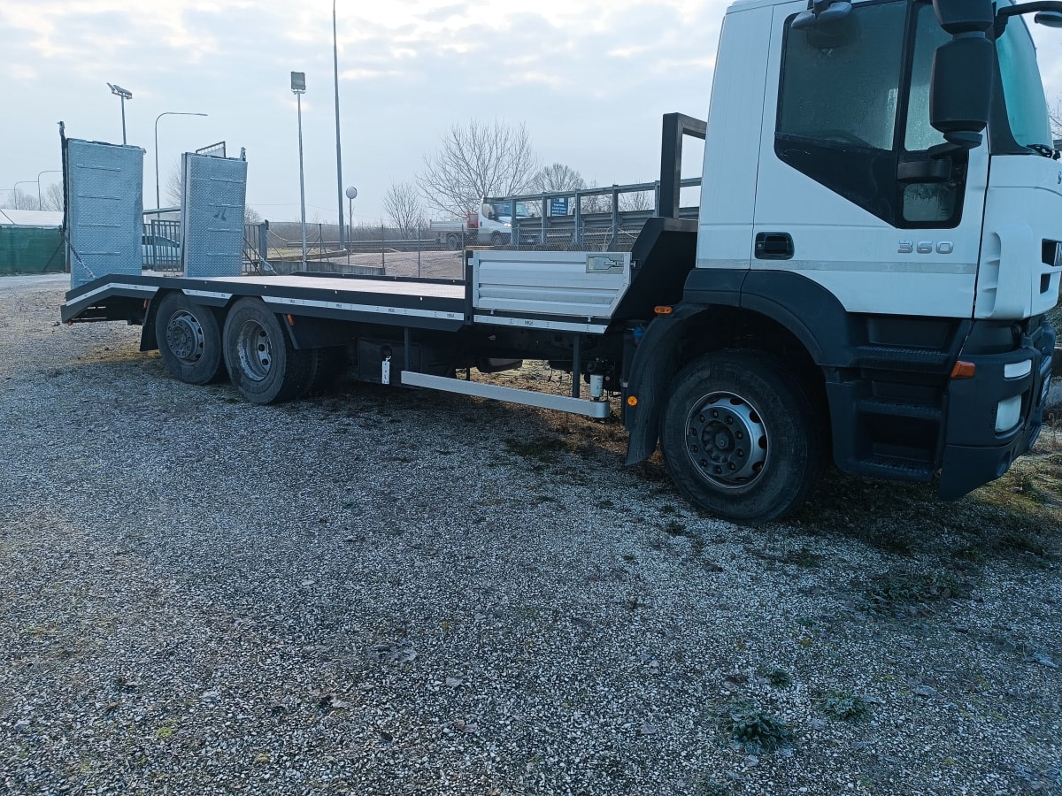Iveco Stralis 2011 — foto 3 di 3