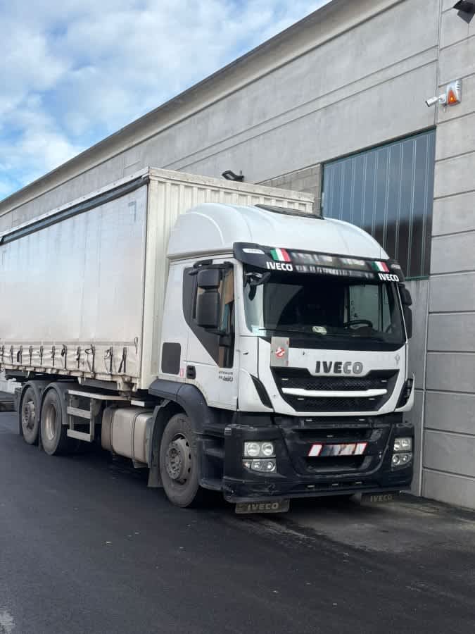 Iveco Stralis 2014 usato in vendita a Venaria Reale