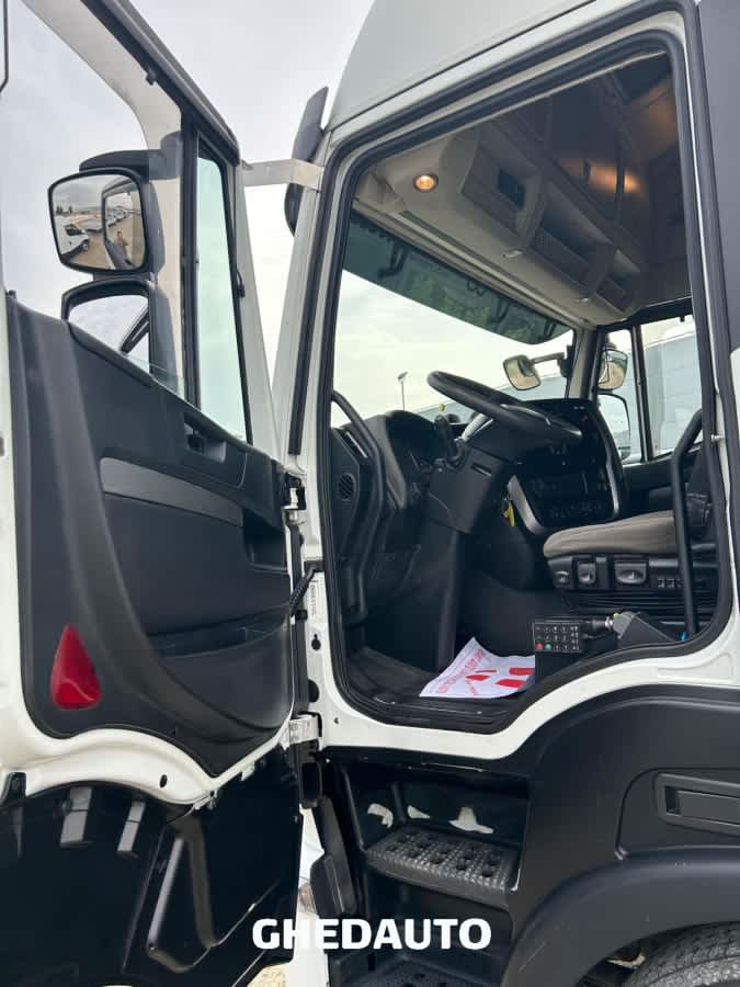 IVECO STRALIS 440 T/P — foto 5 di 5