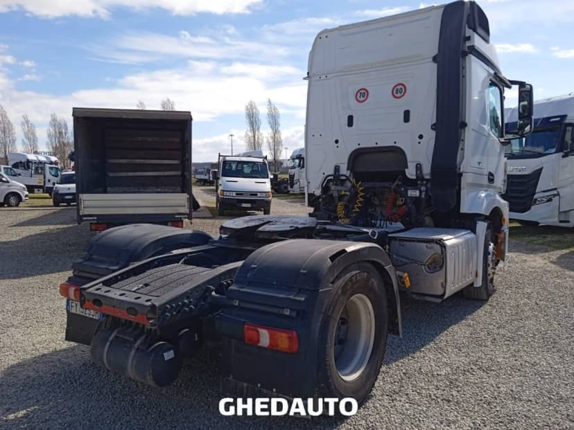 MERCEDES BENZ ACTROS — foto 2 di 4