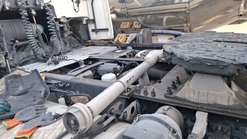 Volvo FH 500 + Semirimorchio Mistral — foto 12 di 17
