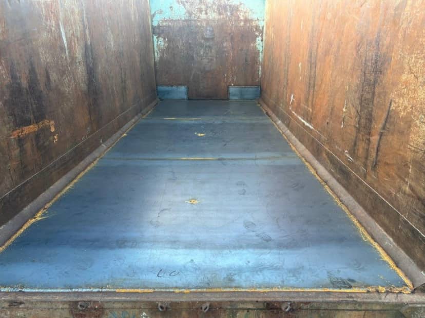 CONTAINER SCARRABILE USATO A CIELO APERTO PER INGOMBRANTI — foto 5 di 6