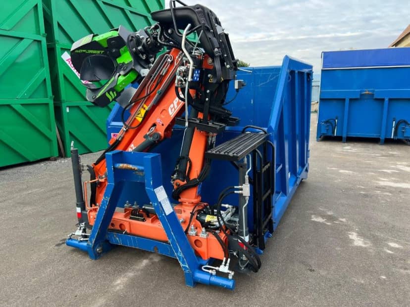 CONTAINER NUOVO SCARRABILE A CIELO APERTO PER INGOMBRANTI CON GRU E POLIPO — foto 3 di 10