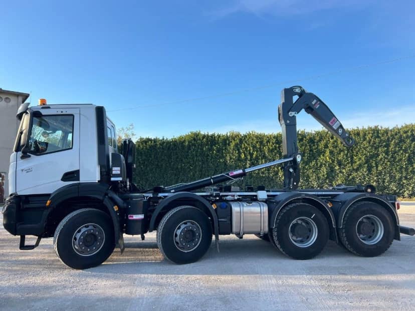 IVECO TRAKKER T-WAY AD500 NUOVO SCARRABILE BALESTRATO 8X4 — foto 5 di 10
