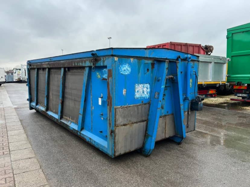 CONTAINER SCARRABILE USATO PER INGOMBRANTI CON COPERCHIO STAGNO RICONDIZIONATO — foto 7 di 10