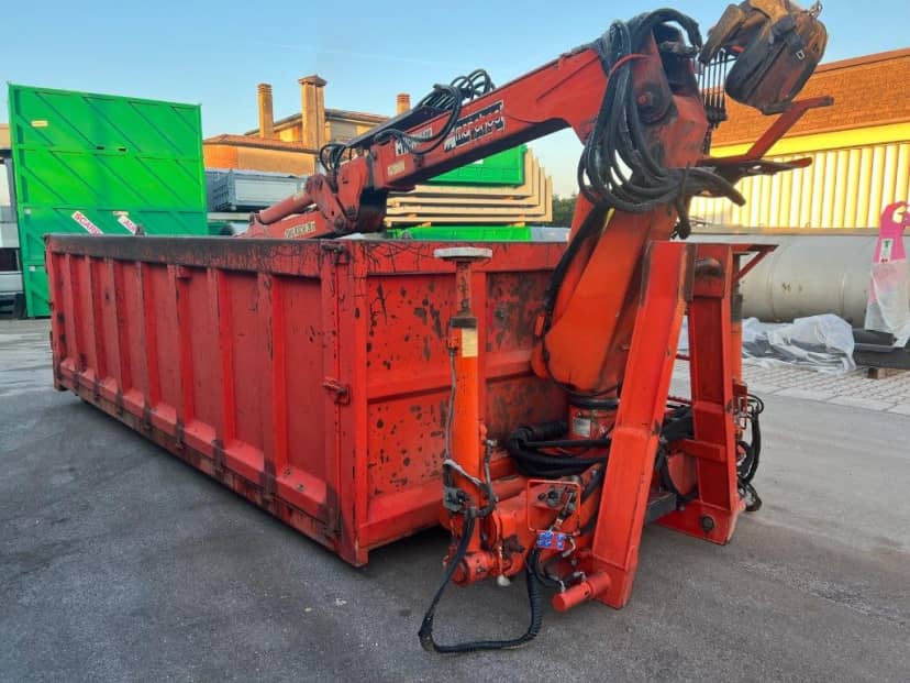 CONTAINER SCARRABILE USATO A CIELO APERTO PER INGOMBRANTI CON GRU + POLIPO — foto 2 di 6