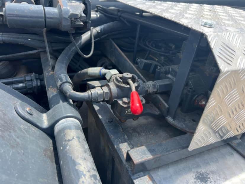 SCANIA CV420 USATO SCARRABILE — foto 9 di 9
