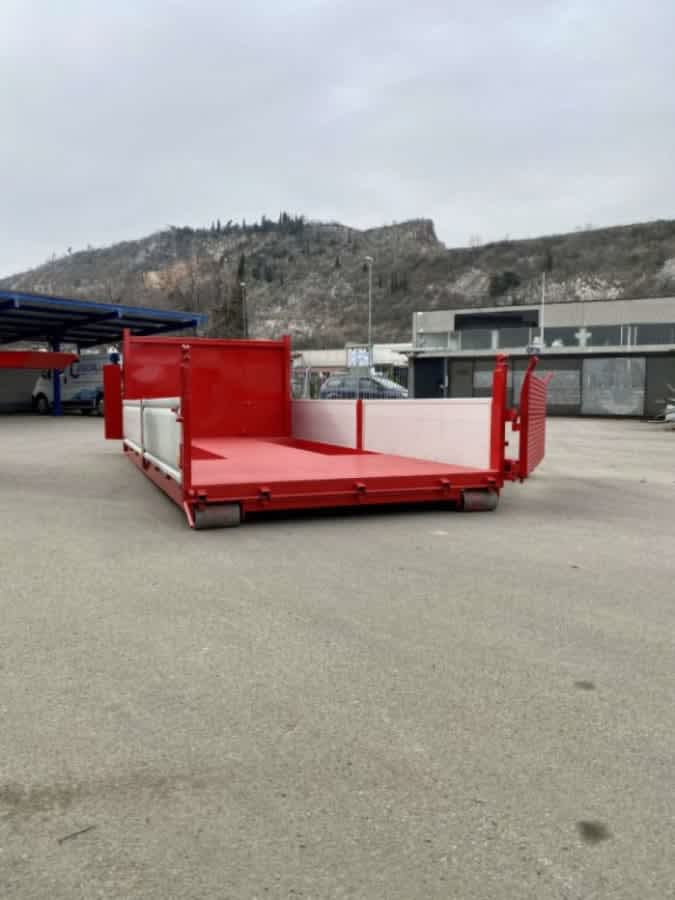 CONTAINER SCARRABILE NUOVO A PIANALE PARTICOLARE CON SPONDE IN TR5 RINFORZATE — foto 6 di 10