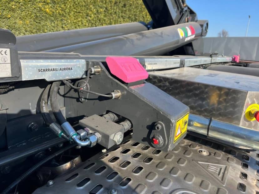 IVECO X-WAY AD280X500 NUOVO SCARRABILE 6X2 — foto 10 di 10