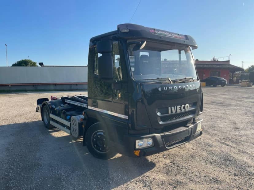 IVECO EUROCARGO 75E18 CON SCARRABILE NUOVO BALESTRATO ANTERIORE E PNEUMATICO
