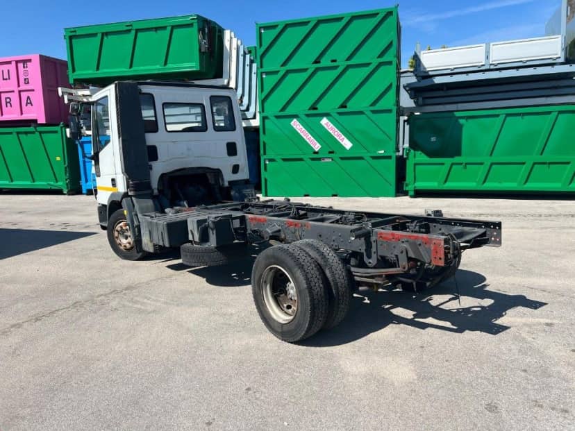 IVECO 80E15 A TELAIO BALESTRATO ANTERIORE E BALESTRATO POSTERIORE — foto 4 di 7